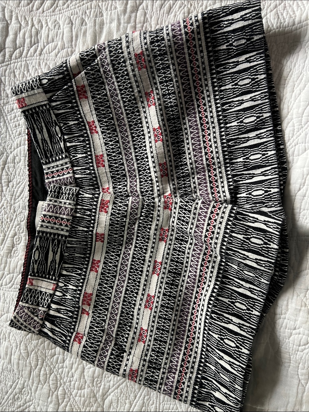 Artisan Ny Black & White  Shorts size 2
